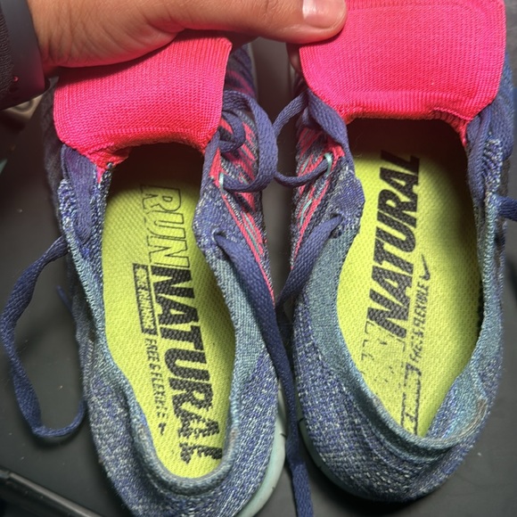 Nike Free Run Flyknit - Picture 6 of 10